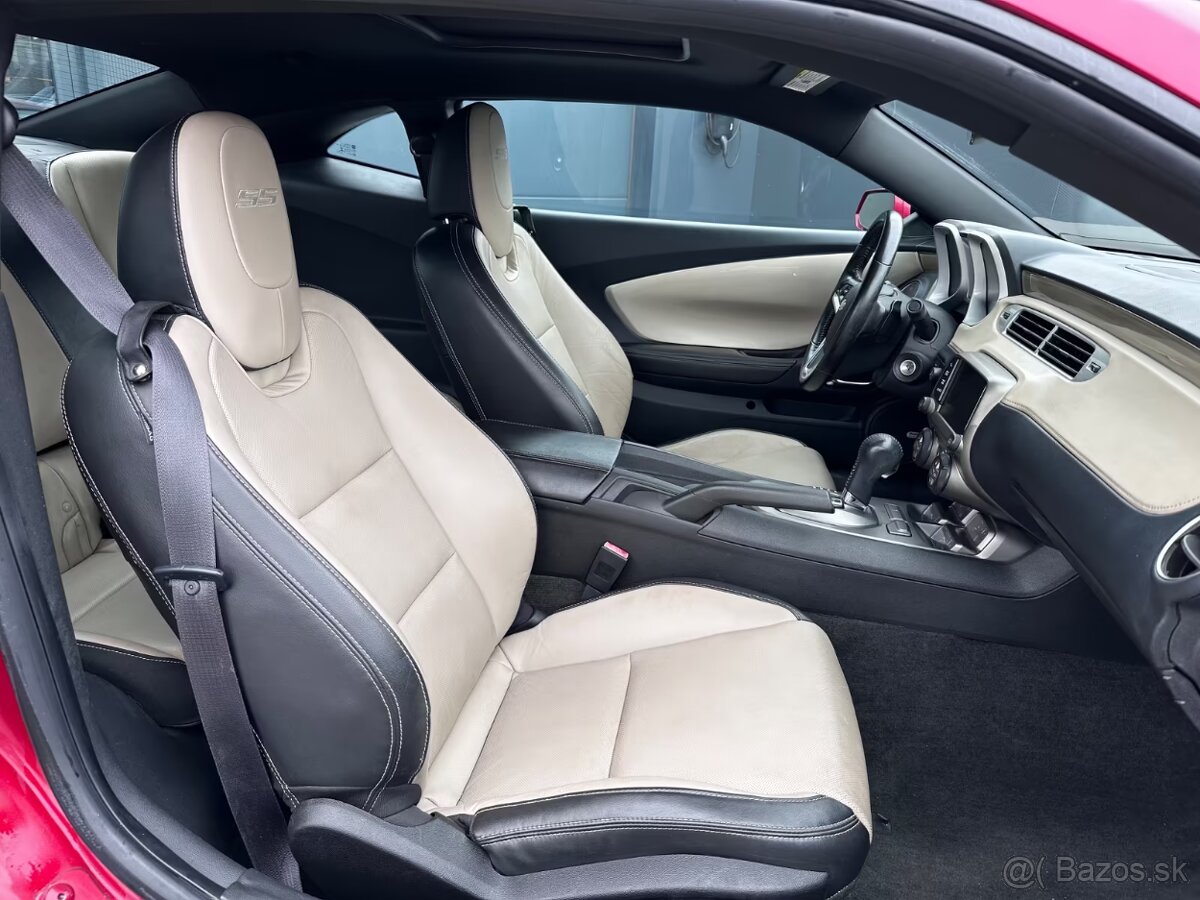 Chevrolet Camaro SS z roku 2014 - 12