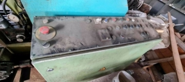 Pásová pila BEHRINGER HBP 450 z roku 1995 - 12