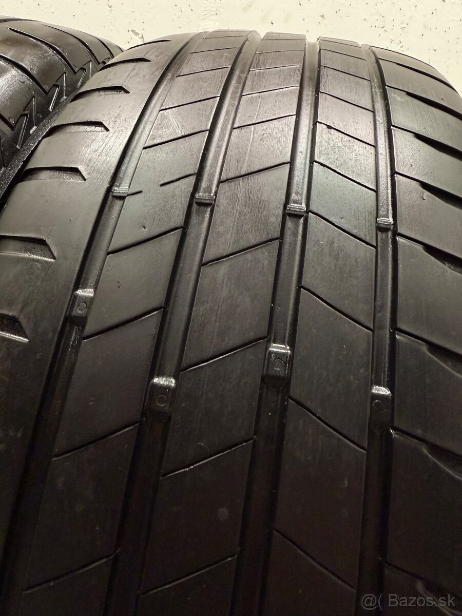 Letná sada 5x112 R16 ,215/60/16 Škoda Superb 3 / Passat B8 - 12