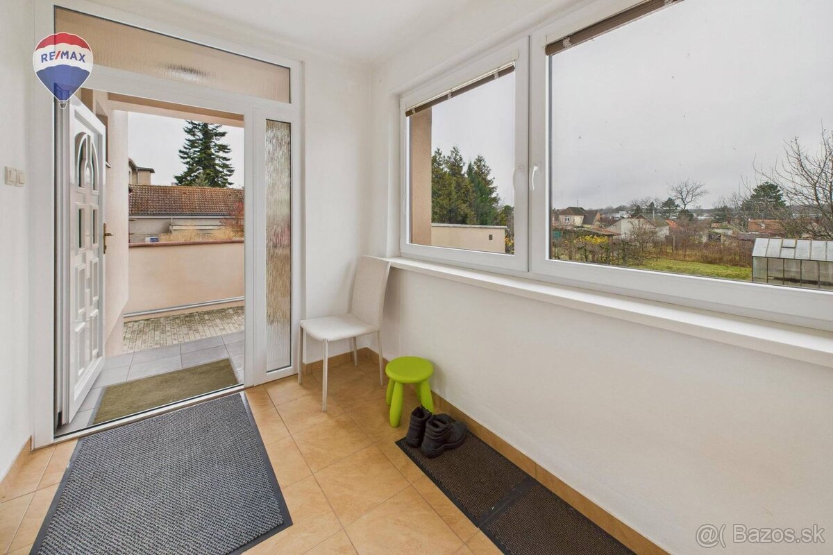 Rodinný dom s pohodlím, priestorom a potenciálom - 12