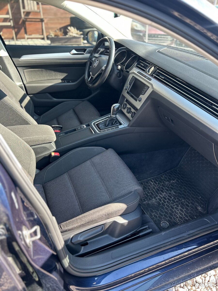 VW Passat combi B8 2,0TDI 4x4,A6 - 12