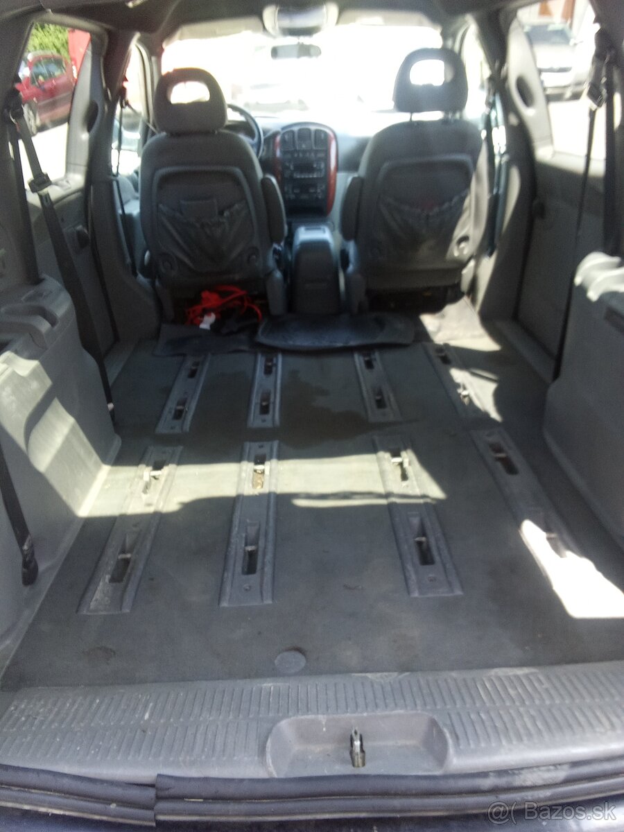 Predám Chrysler Voyager - 12