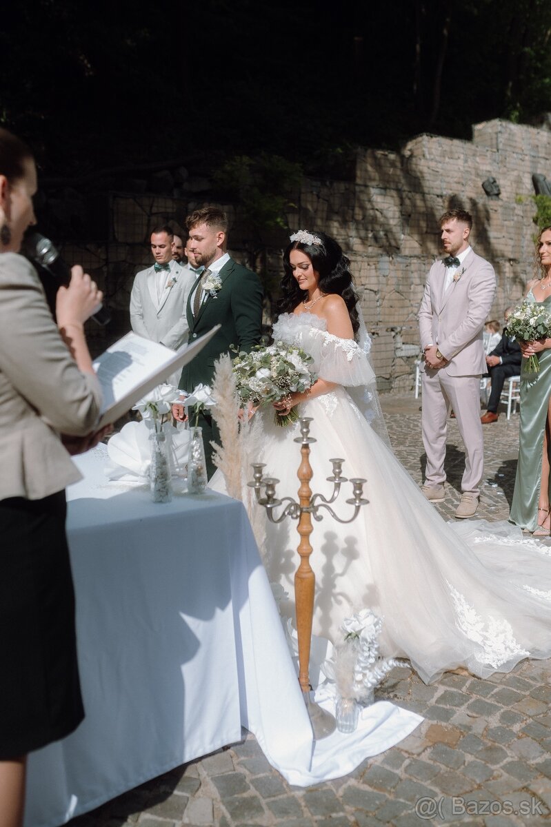 Svadobné šaty Tifanny Bride - 12