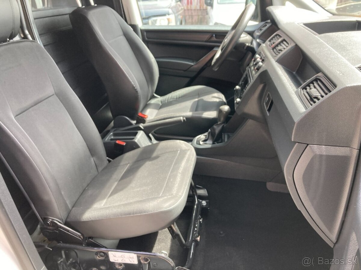 VOLKSWAGEN CADDY MAXI 2,0TDi VAN -DPH - 12