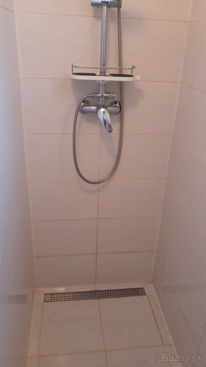 Na predaj priestranný 4-izbový rodinný dom - 12