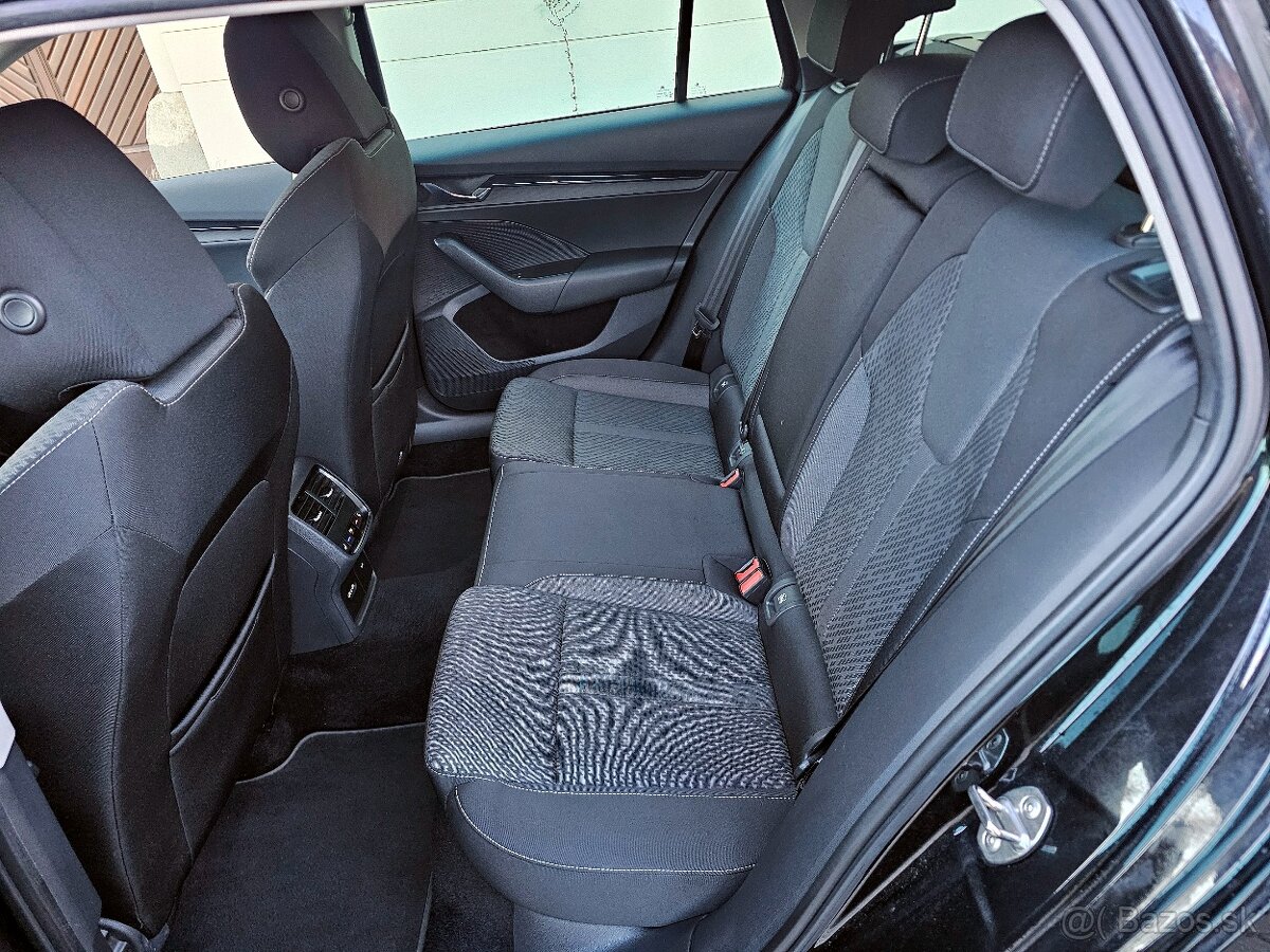 Škoda Octavia Combi IV 2.0 TDI DSG F1 Clever DVD Matrix ACC - 12