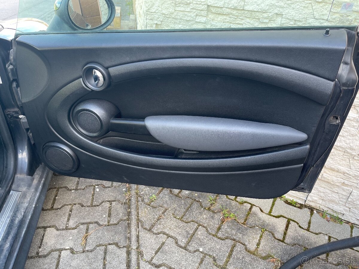 Mini Cooper R56 1.6 88kw - 12