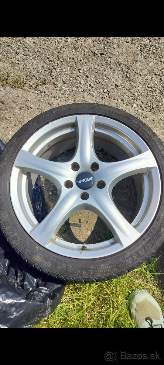 elektrony Toyota s pneumatikami - 12