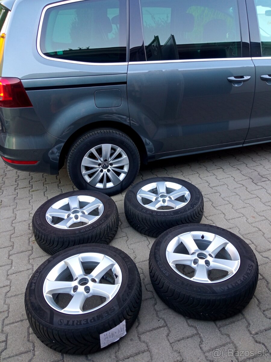 Volkswagen Sharan - 12