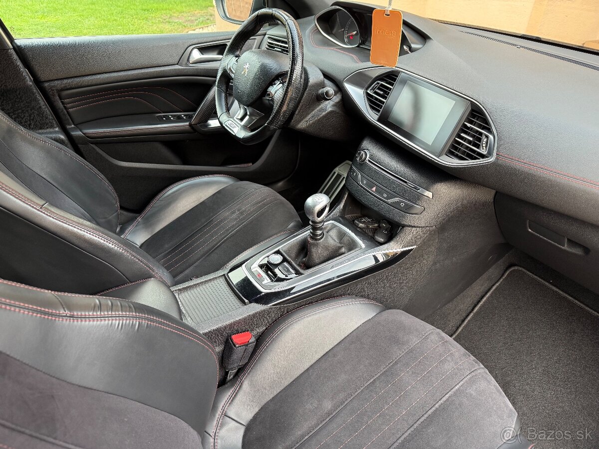 Peugeot 308 GT, 1.6i, 151Kw, rok 2016 - 12