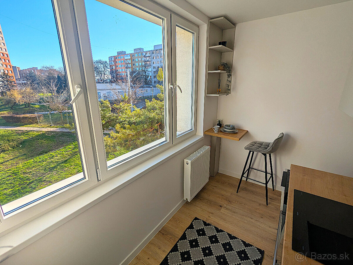 Štýlový, rekonšt. 2 izbový Galaktická, Lo, 2.p, voľný kúpou - 12