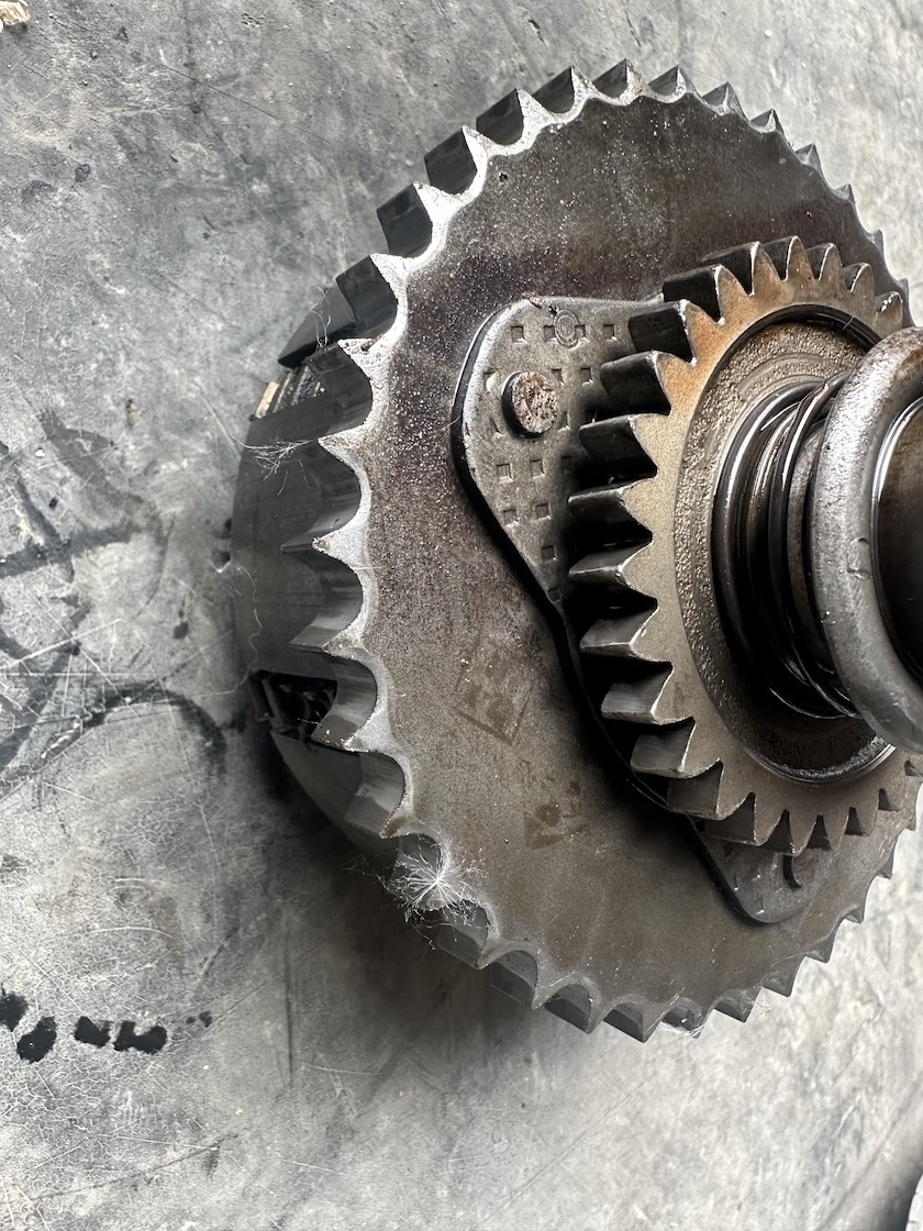 Predám DIELY motora ČZ 250/455 - 12