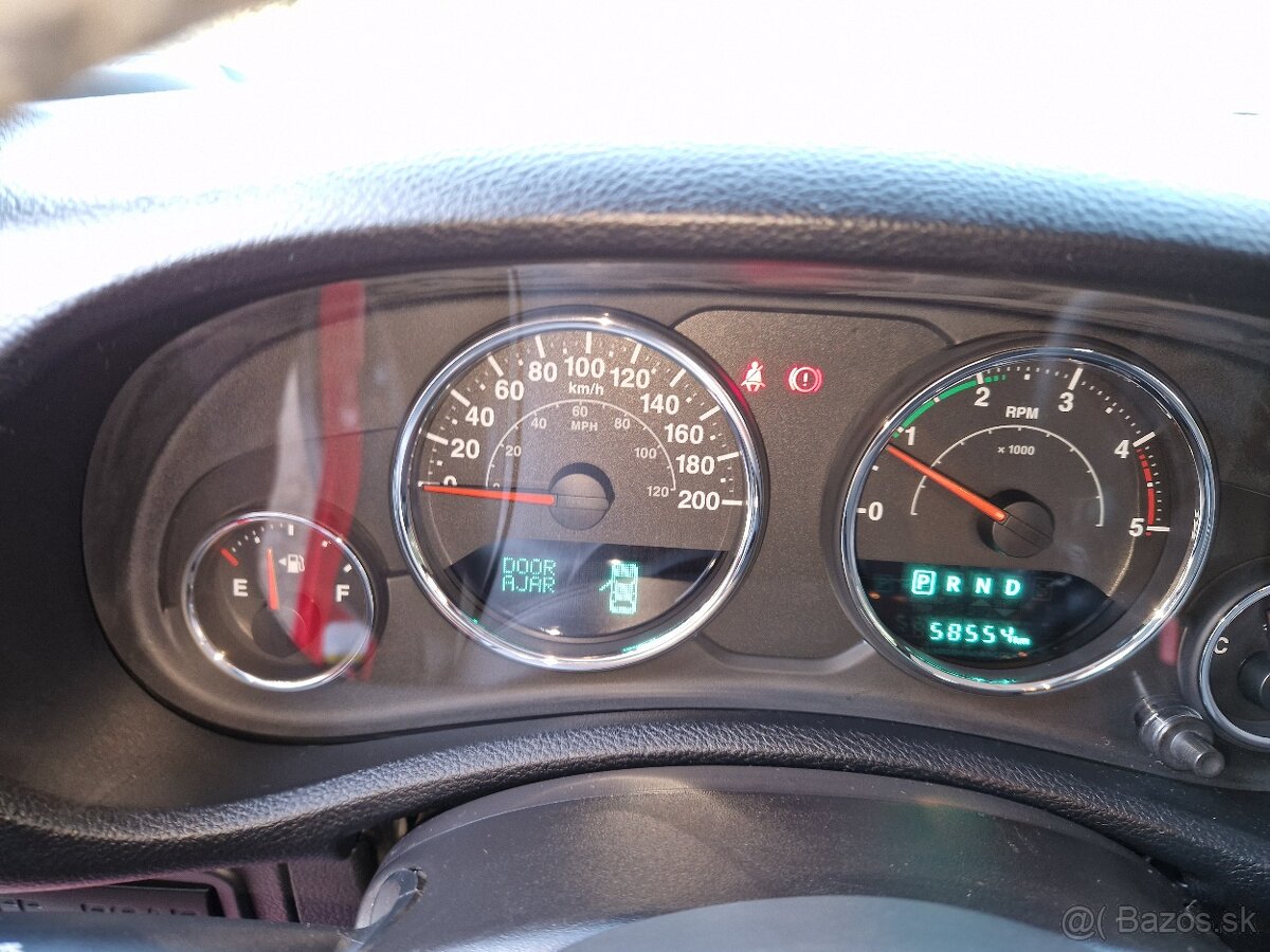 Jeep Wrangler Rubicon - 12