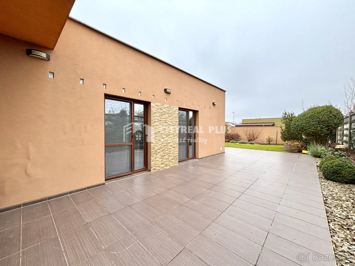 Ponúkame Vám na prenájom 2 izbový byt v rodinnom dome s gará - 12