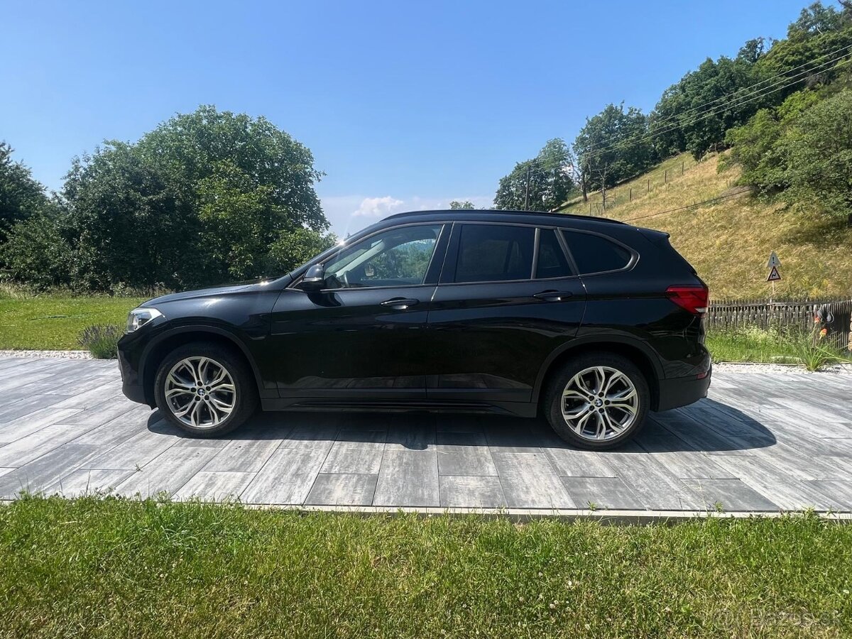 BMW X1 18d Sportline - 12