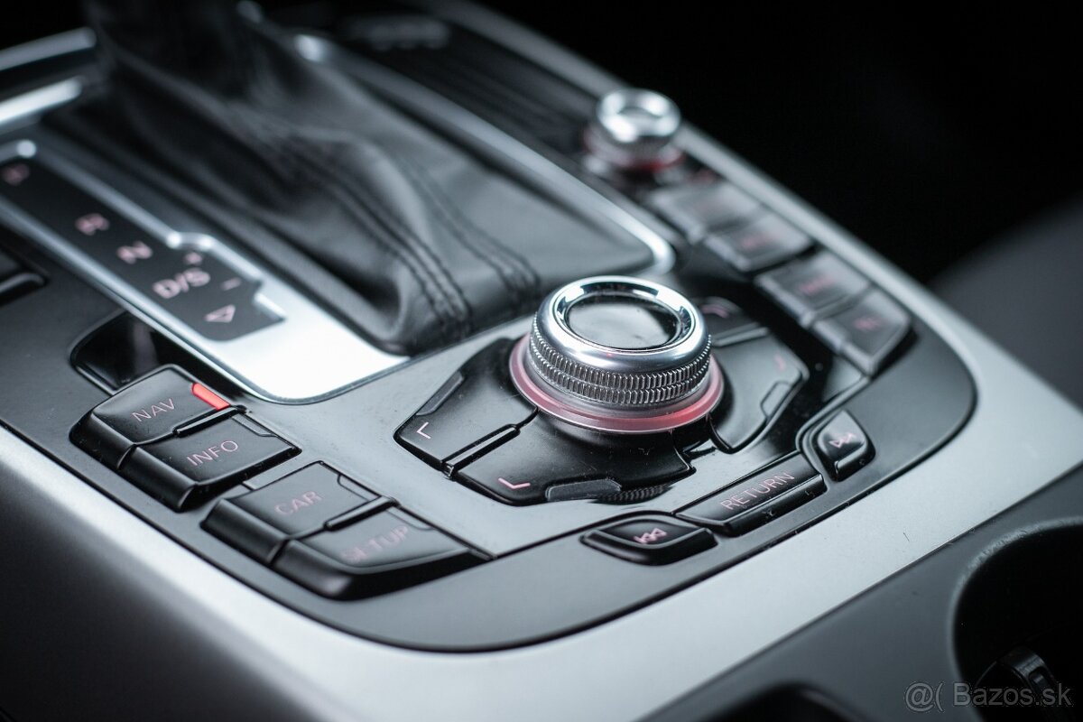 Audi A4 Avant quattro 130kW - 12