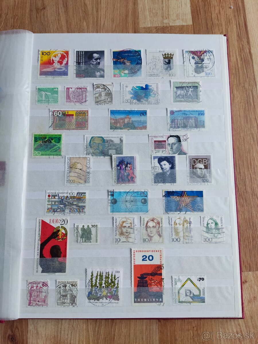 Album so známkami - 12