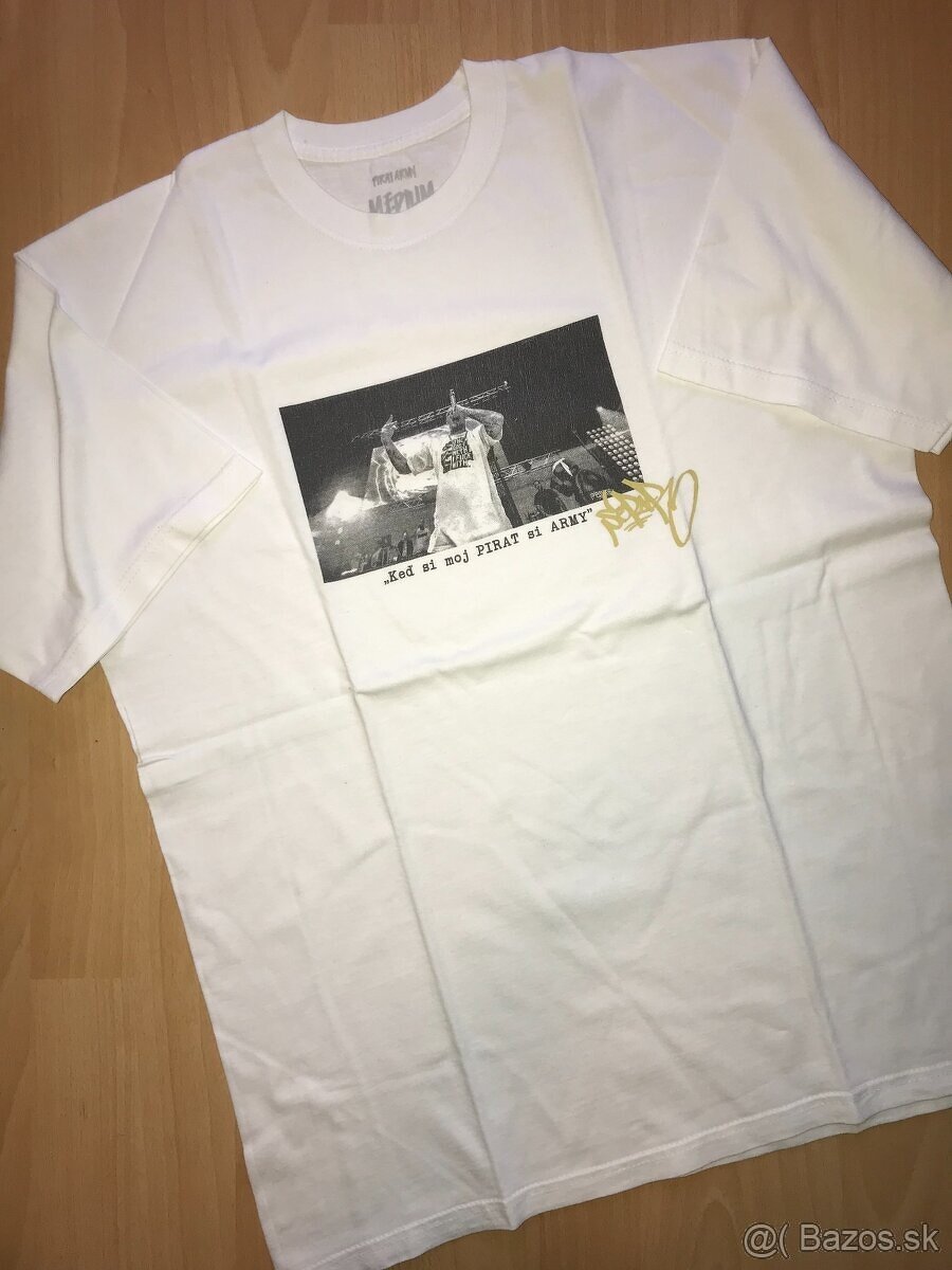 TRIČKÁ veľ. M - 12