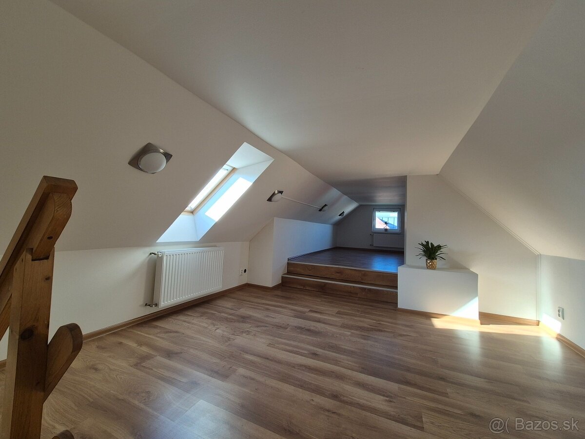 Krásny rodinný dom aj ako investícia - 12