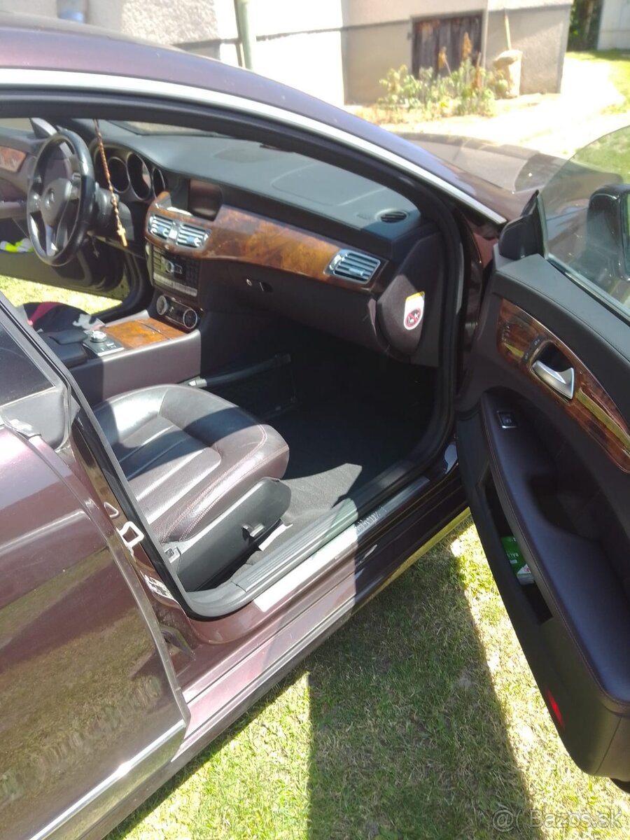 MERCEDES BENZ CLS 350 CDI 4MATIC - 12