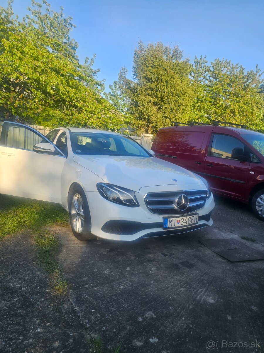 Mercedes - Benz E 220 cdi 4 matic - 12