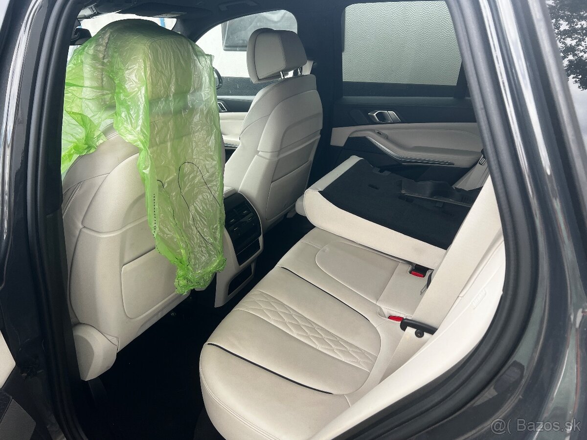 BMW X5 xDrive40i mHEV A/T 245 kW - 12