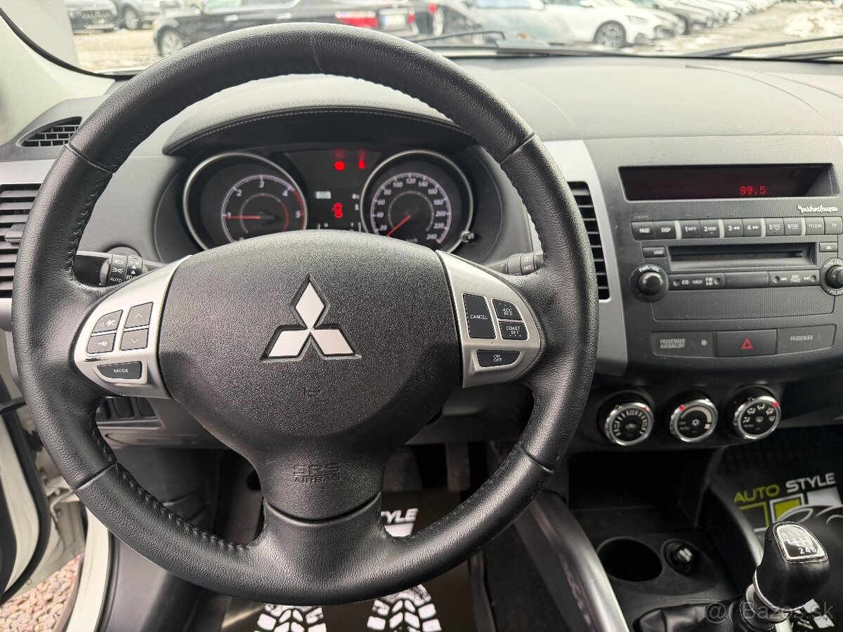 Mitsubishi Outlander 2.2 DI-D (177k) Intense 4×4 - 12