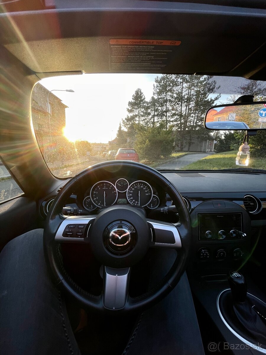 Mazda MX-5 NC - 12