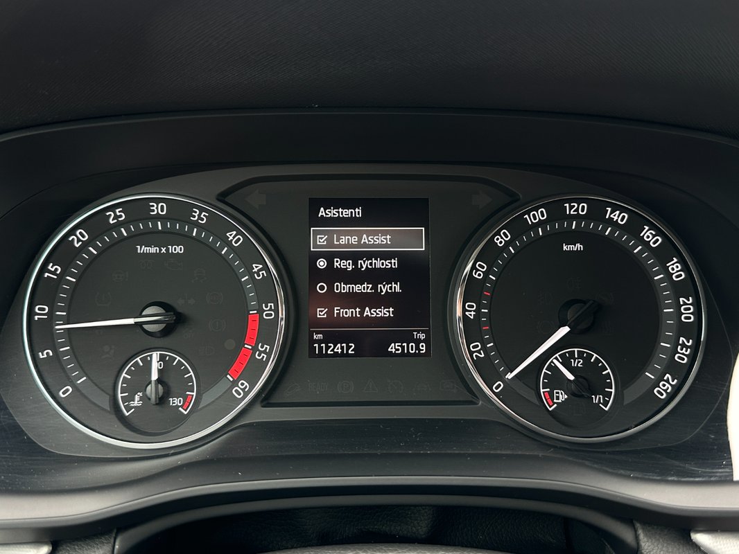 Škoda Octavia 2.0 TDi - 12