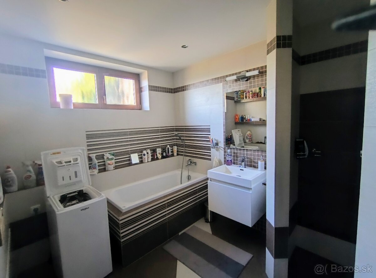 Krásny dom v kúpeľnom meste - 12