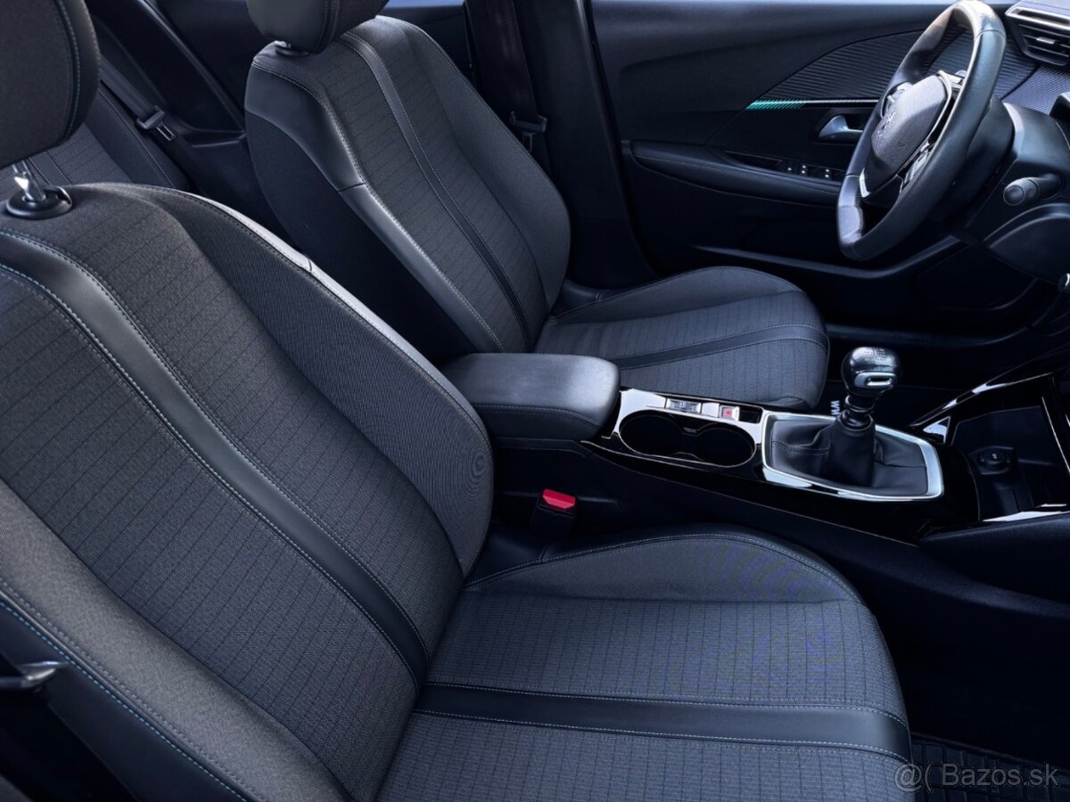 Peugeot 208 1.2 PureTech 100 Allure - 12