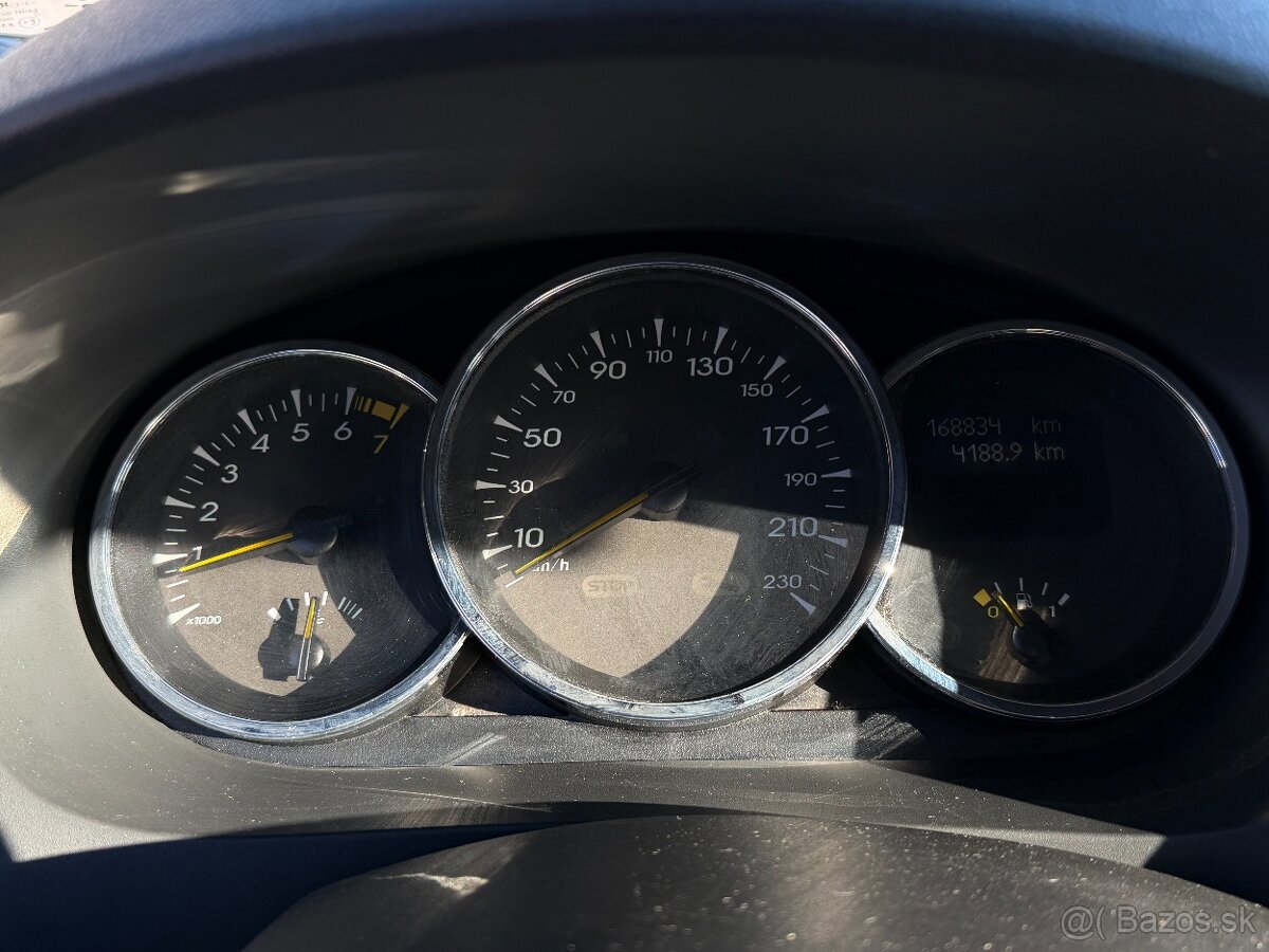 Renault Mégane 1.6 16V Expression - 12