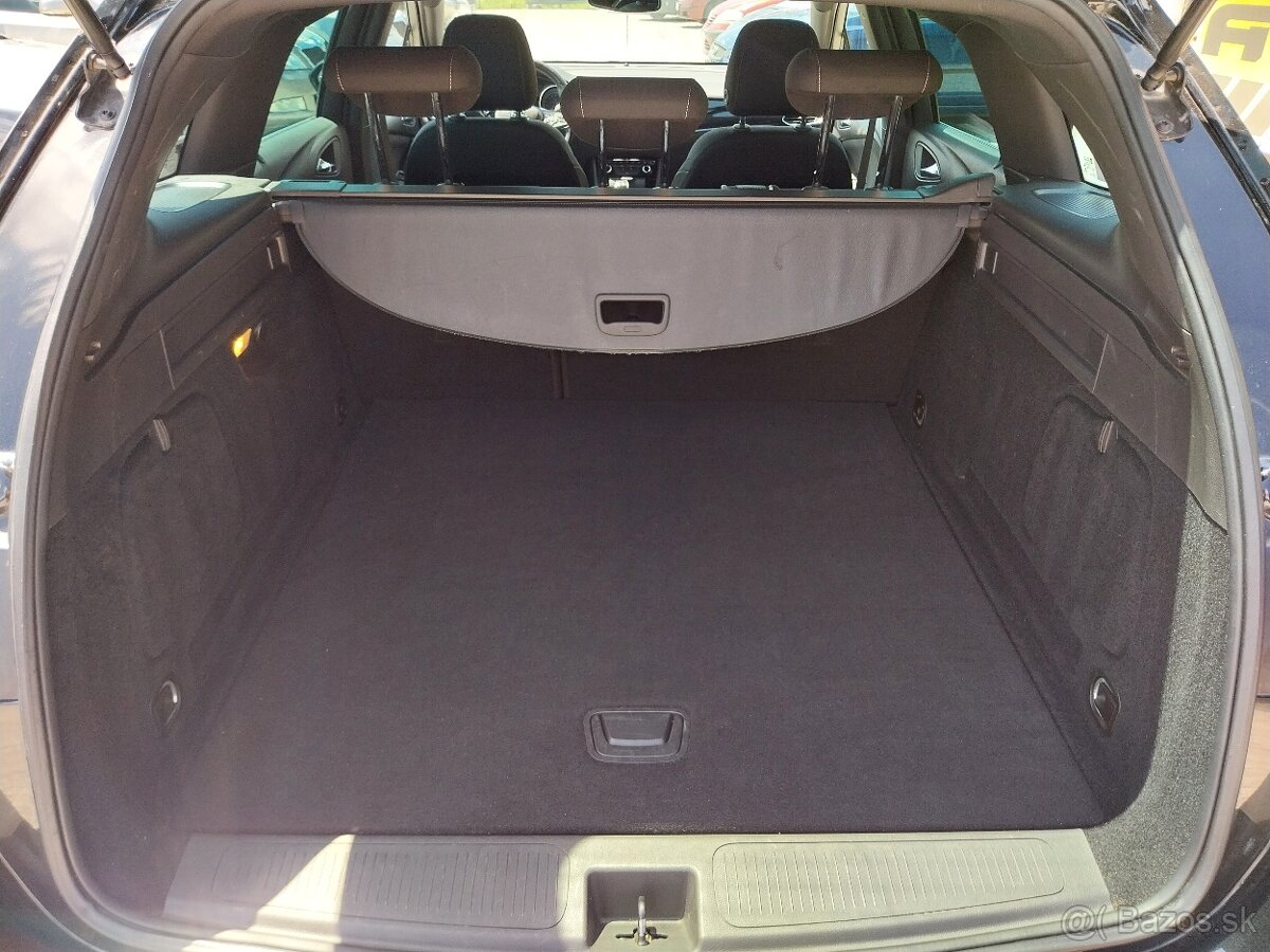 Opel Astra Sport Tourer ST 1.6 CDTI ecoFLEX S&S 110k - 12