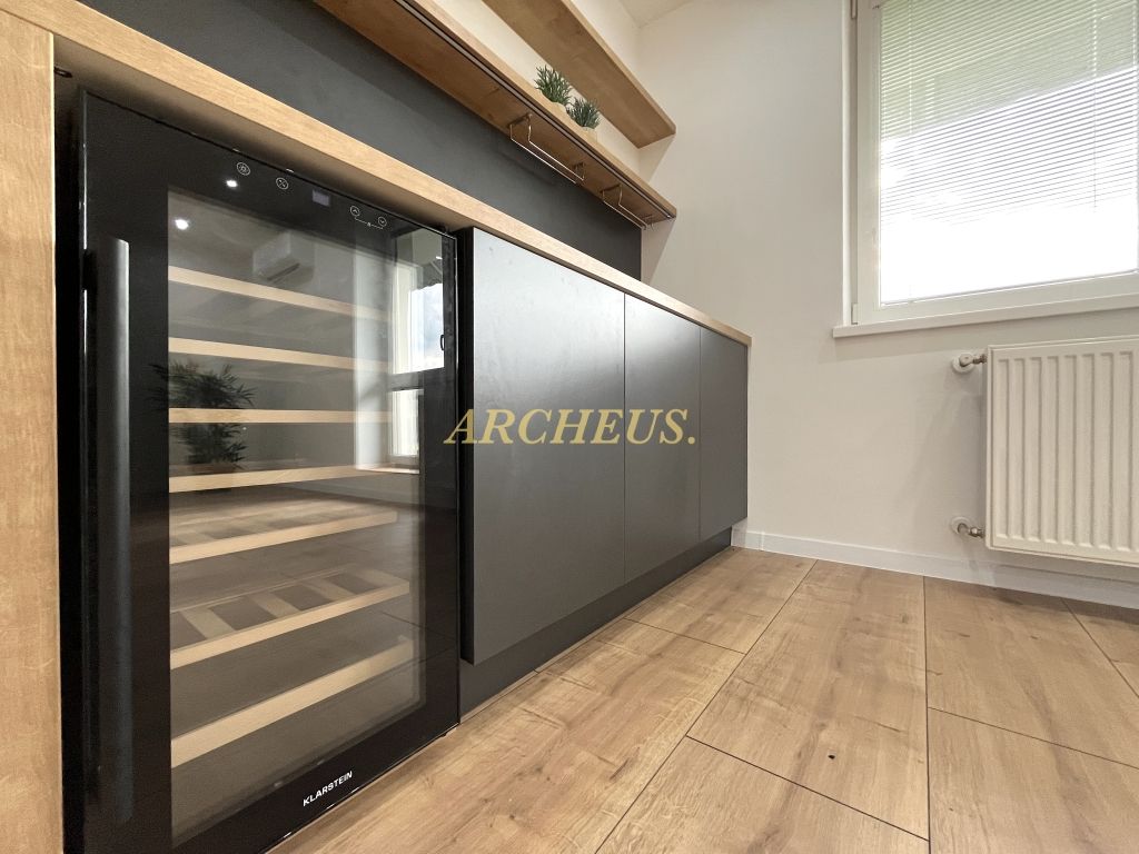 PREDAJ - 3 IZBOVÝ BYT S GARÁŽOU A LOGGIAMI, KURIMA, BARDEJOV - 12