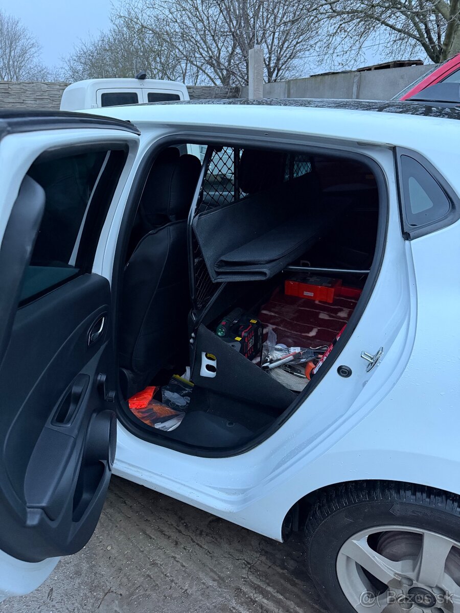 Renault Clio 1.5 DCi - 12