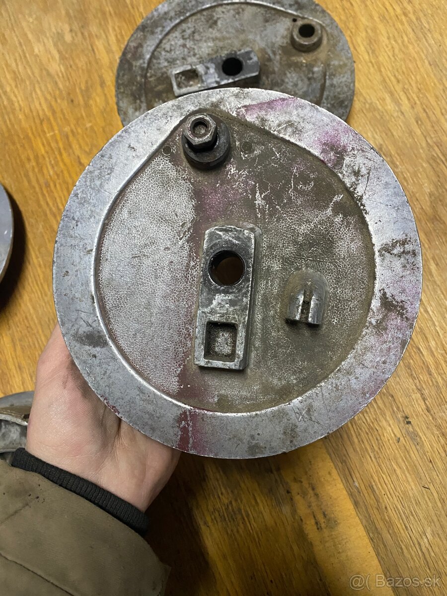 Nezapustený Brzdový stit Jawa panelka 250/350 - 12