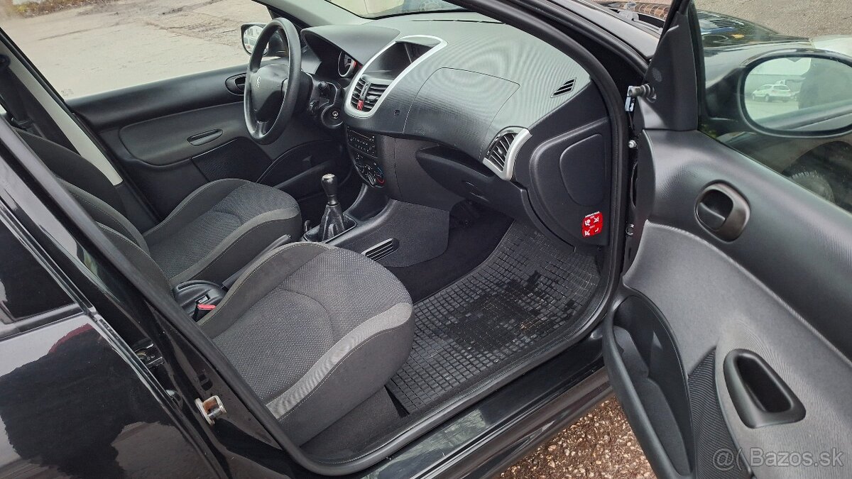 PEUGEOT 206 + 1.4 BENZ.5DV - 12