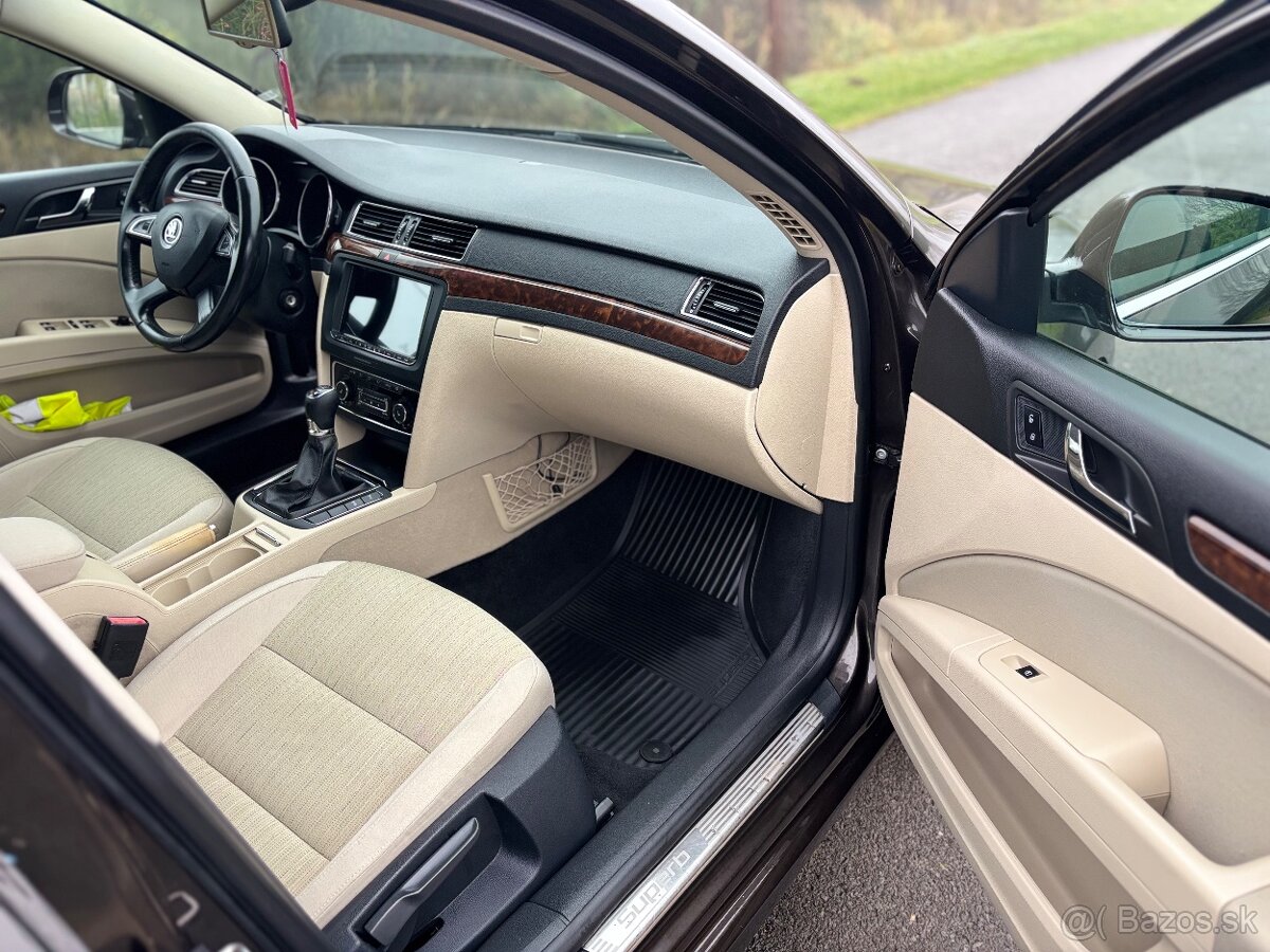 Predam Skoda superb 2.0 TDI 103KW 4X4 R.V 2014 222 069KM - 12