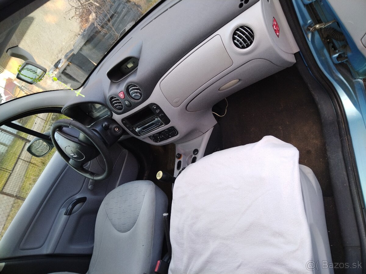 Citroen C3 1.1 benzin - 12