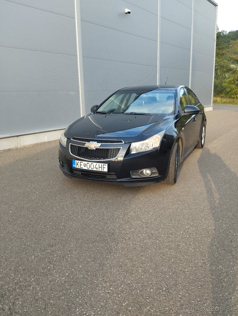 Chevrolet cruze 1, 6 benzín 83kw...rv.2010 - 12