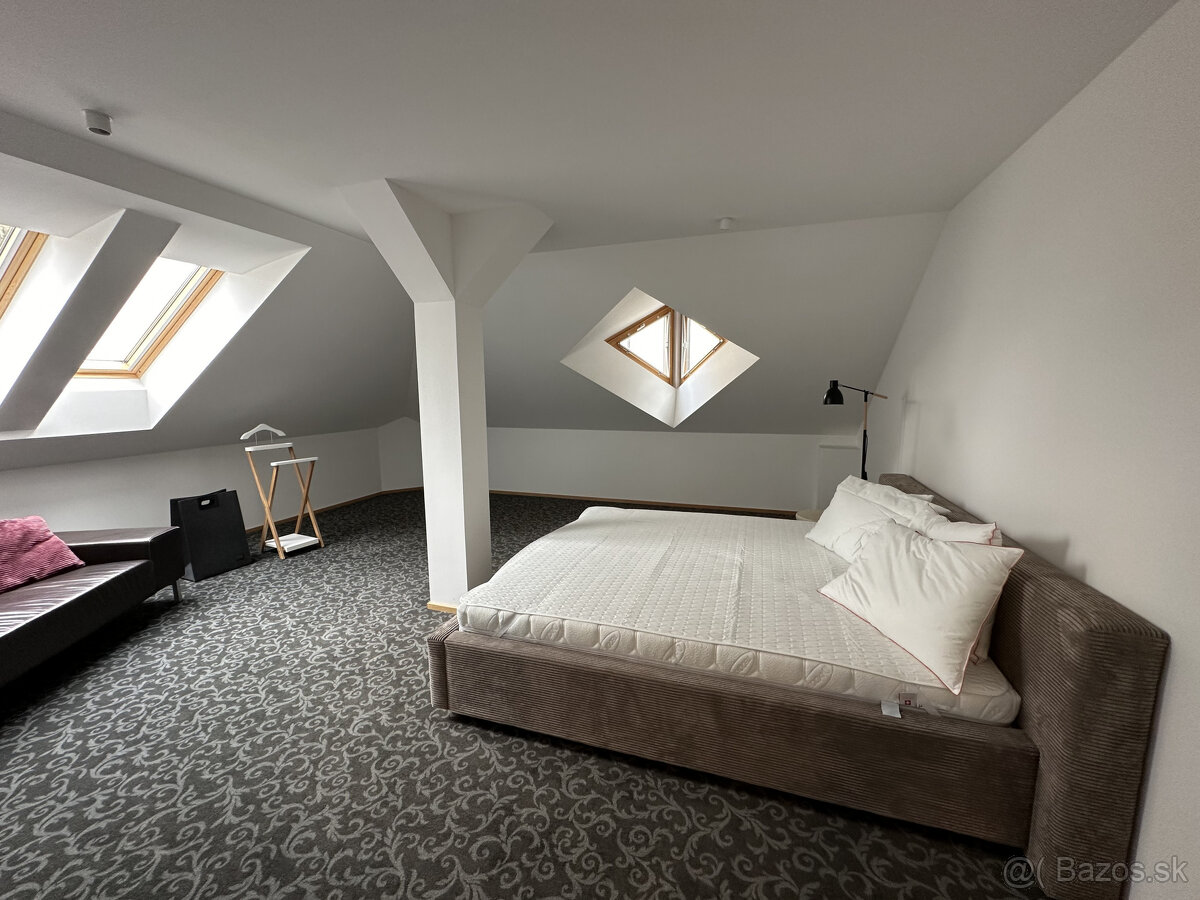 Exkluzívny 4-izbový byt na prenájom - 12