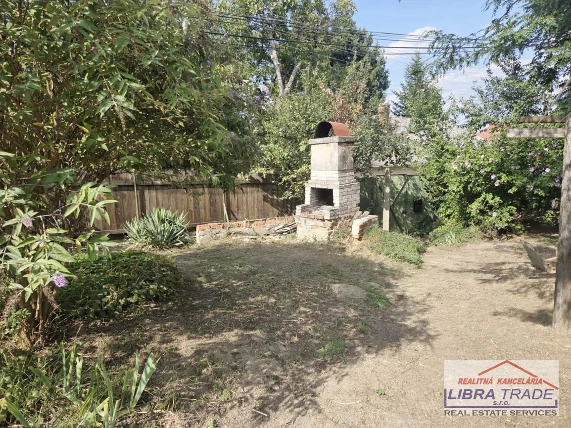 Ponúkame na predaj veľký 5 - izbový rodinný dom v obci Mužla - 12