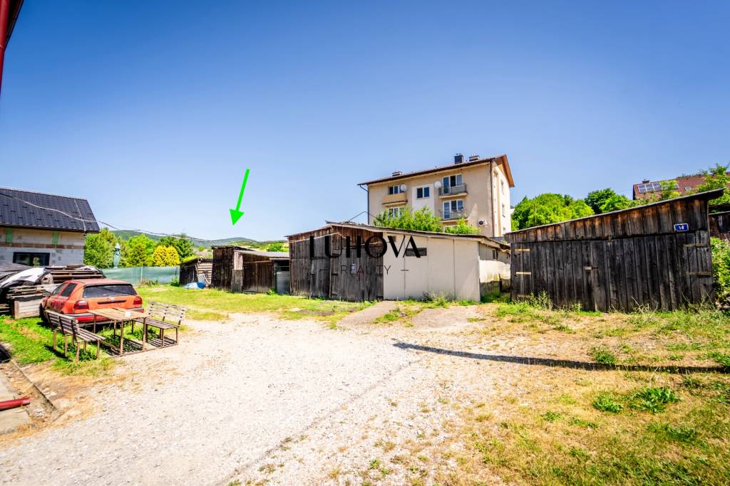 Na predaj 2-izbový byt so záhradkou a garážou - 12