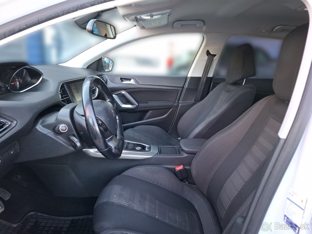 Peugeot 308 SW 1.6 BlueHDi Allure AUTOMAT - 12