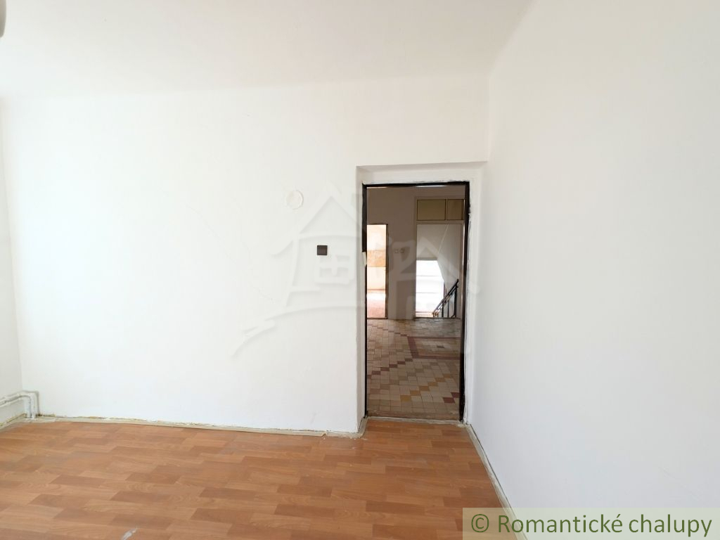 Rodinný dom na predaj neďaleko Domaše - Žalobín - 12