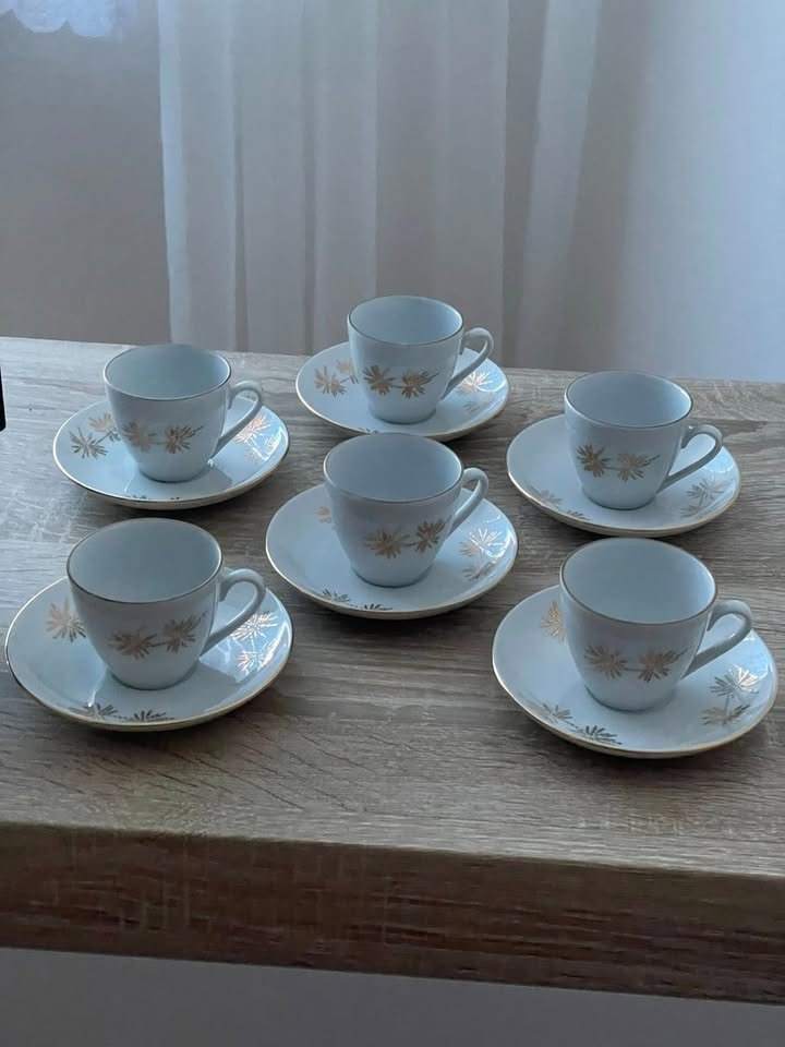 Šálky - porcelán - 12