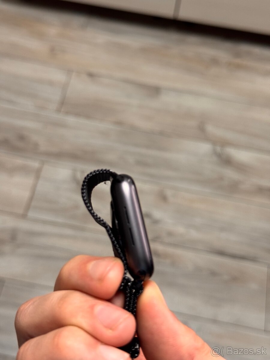 Predám Apple Watch 4 44mm - 12