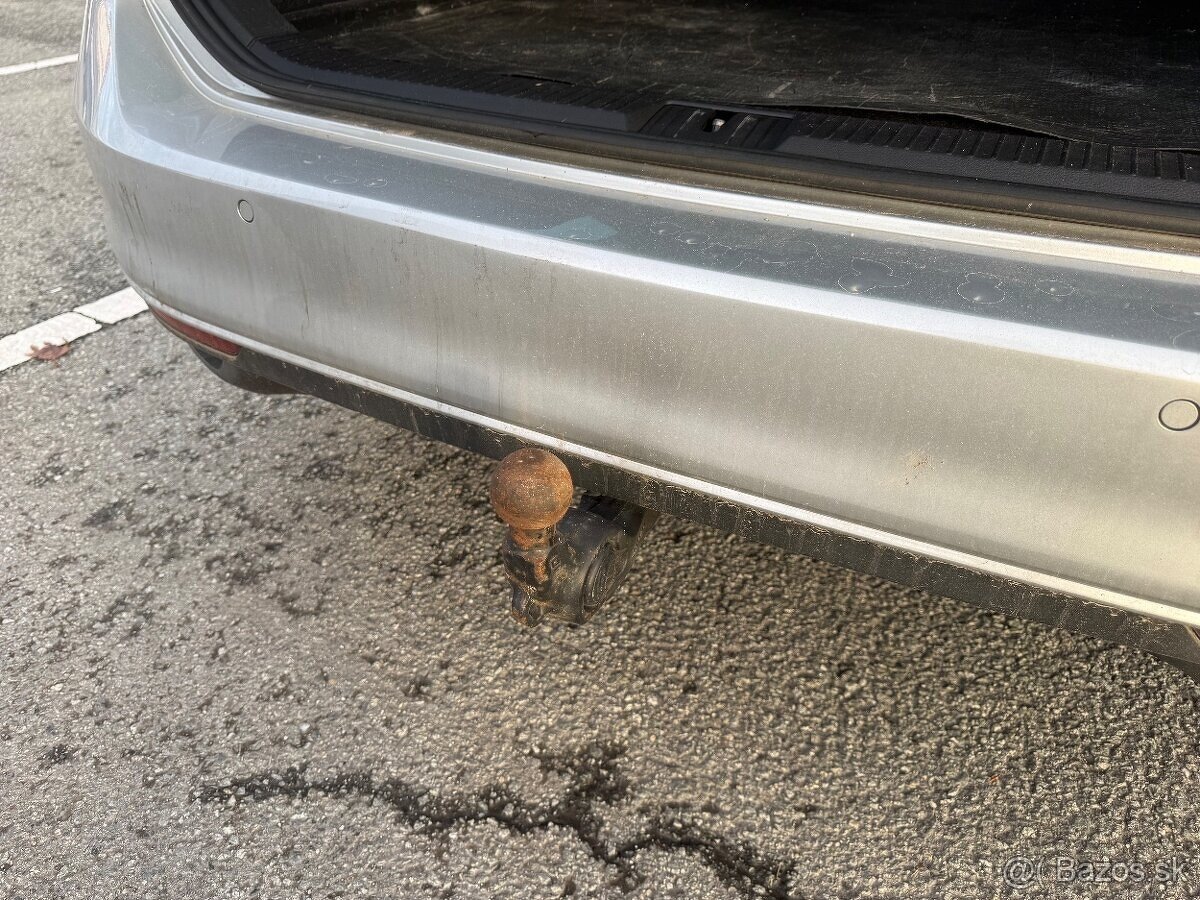 Volkswagen Passat Variant 2.0 TDI EVO Business - 12