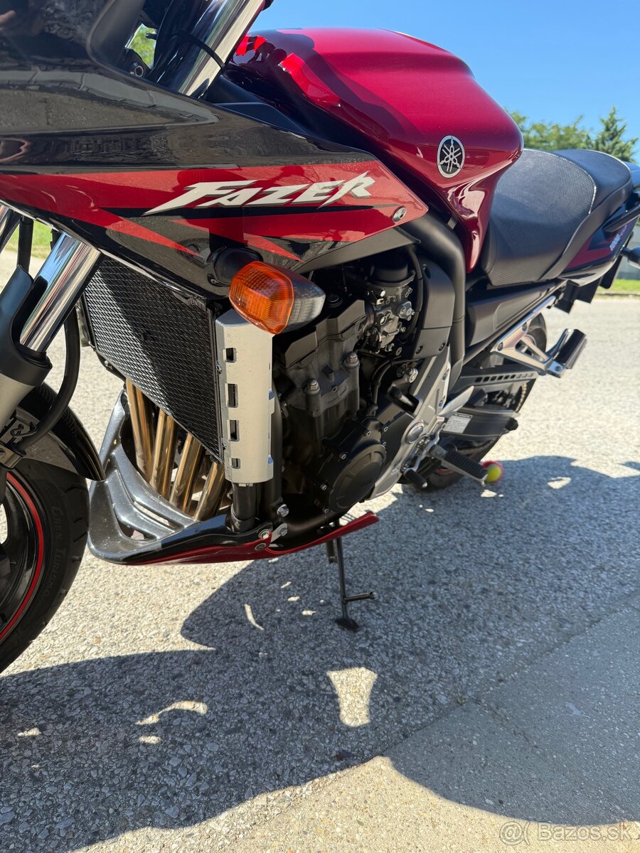 Predám Yamaha Fazer 1000 - 12