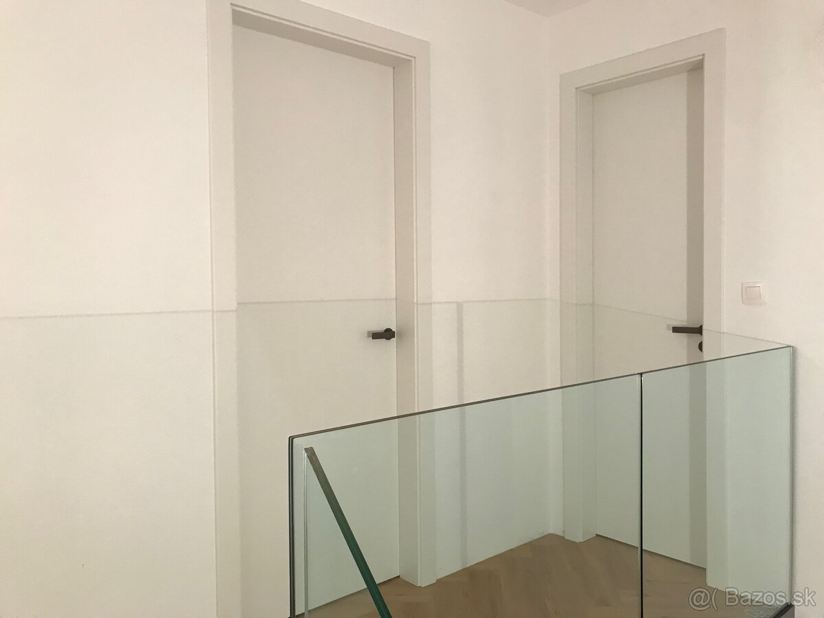 montáž dverí, podlahy, servis - 12